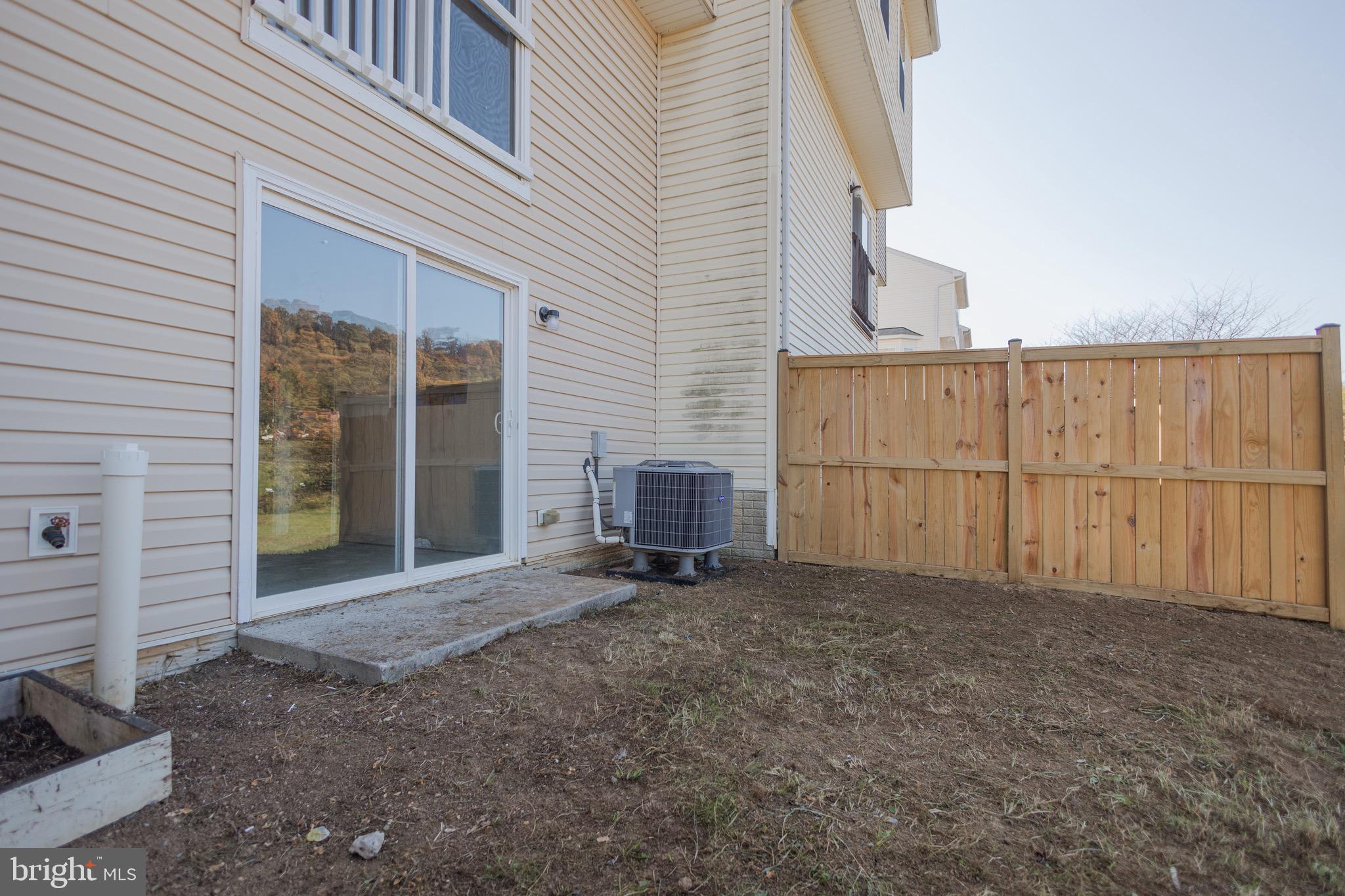 STONEBROOK VILLAGE - Residential