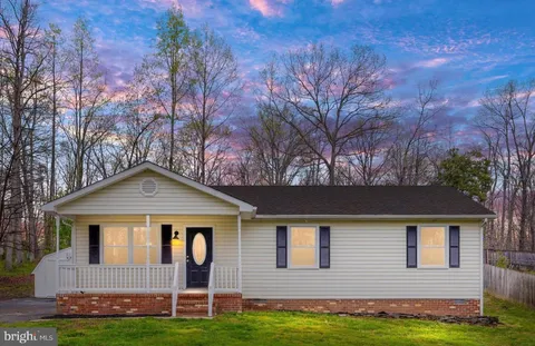10420 Forest Hill Court, Fredericksburg, VA MLS: VASP2032206