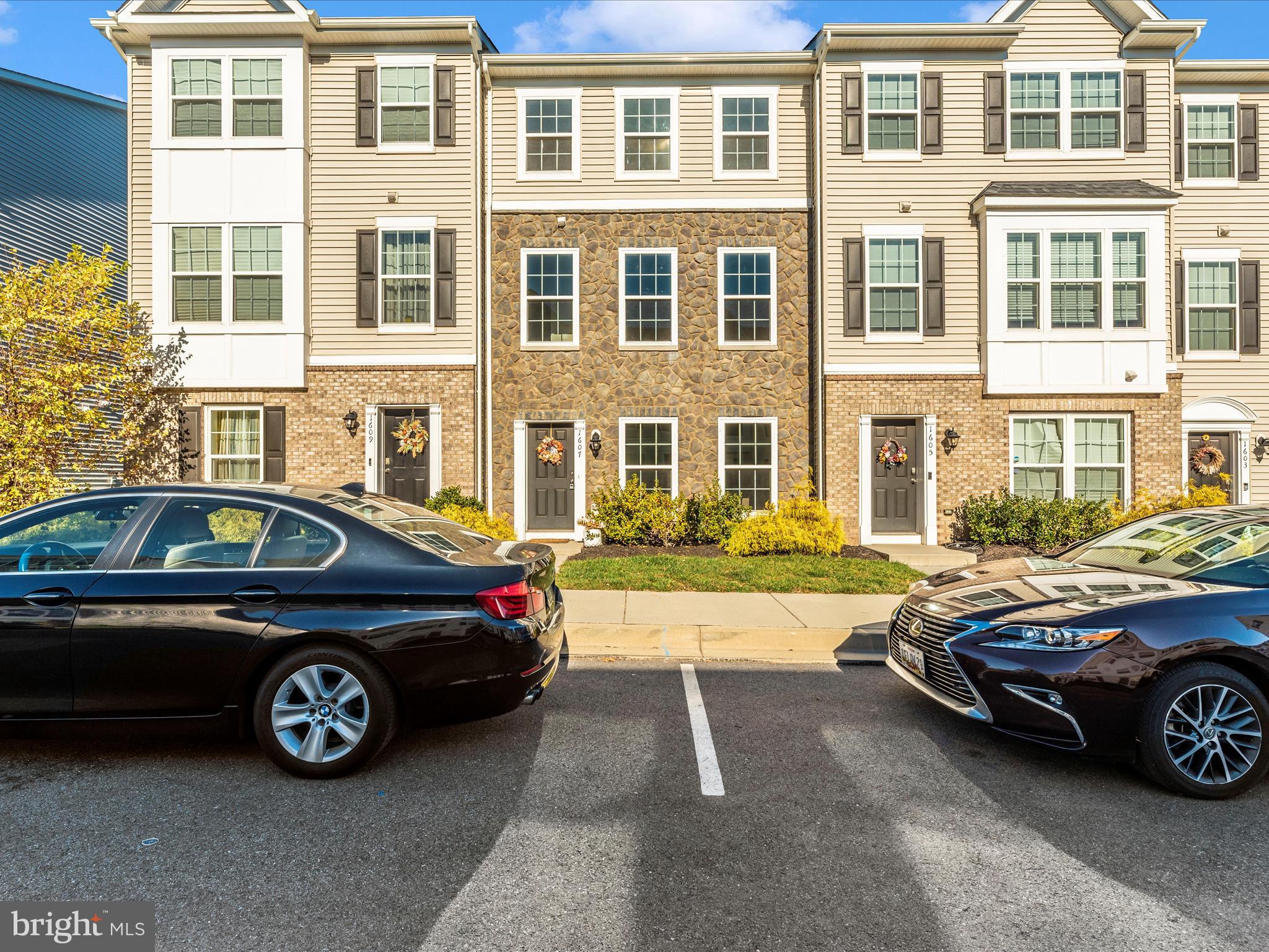 WEST PARK VILLAGE - Residential