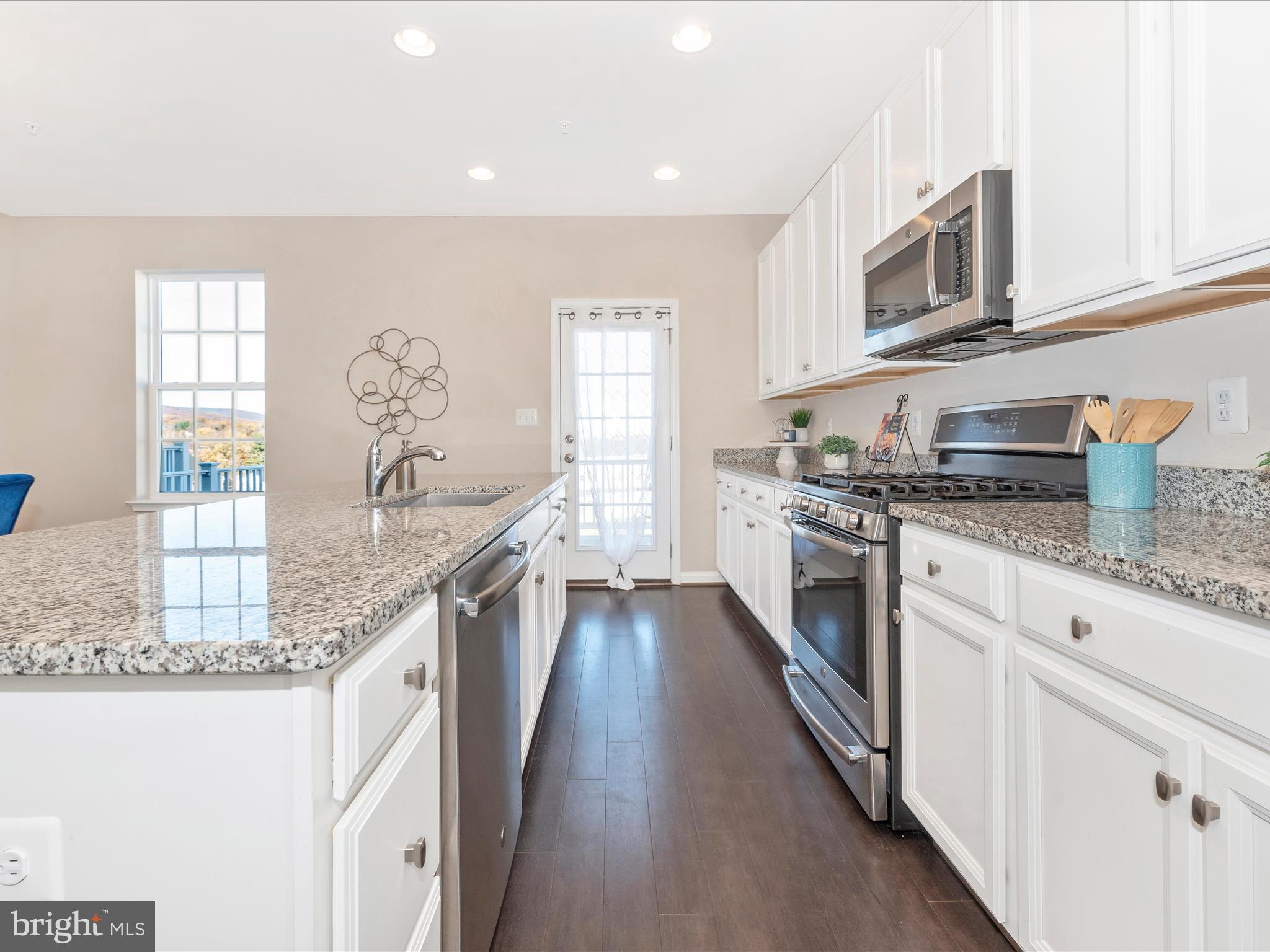 WEST PARK VILLAGE - Residential