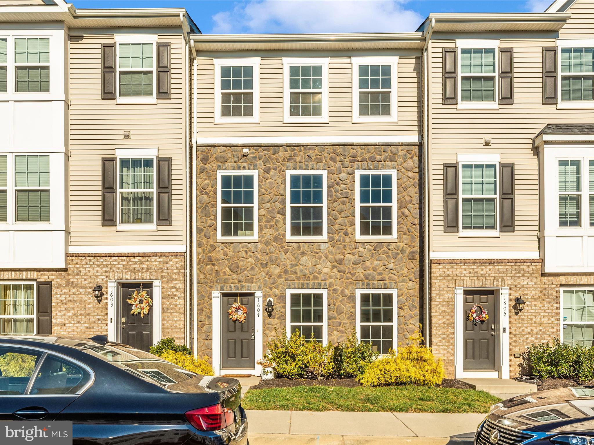 WEST PARK VILLAGE - Residential