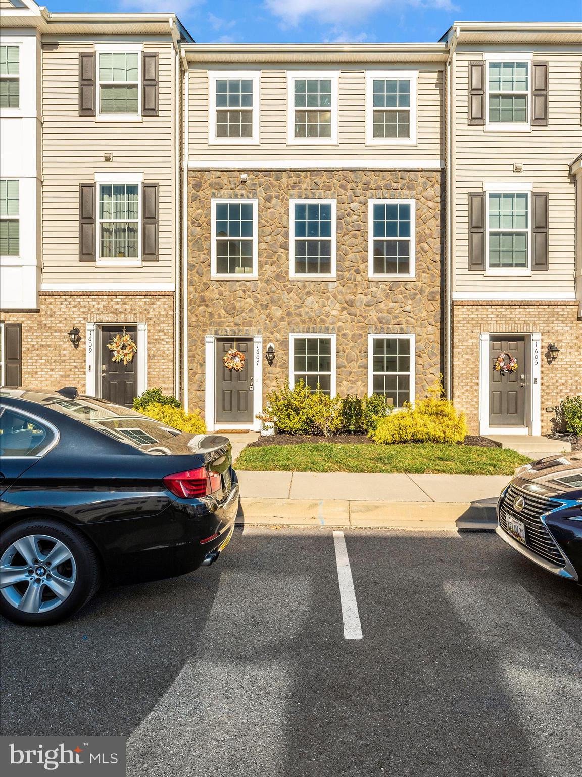 WEST PARK VILLAGE - Residential