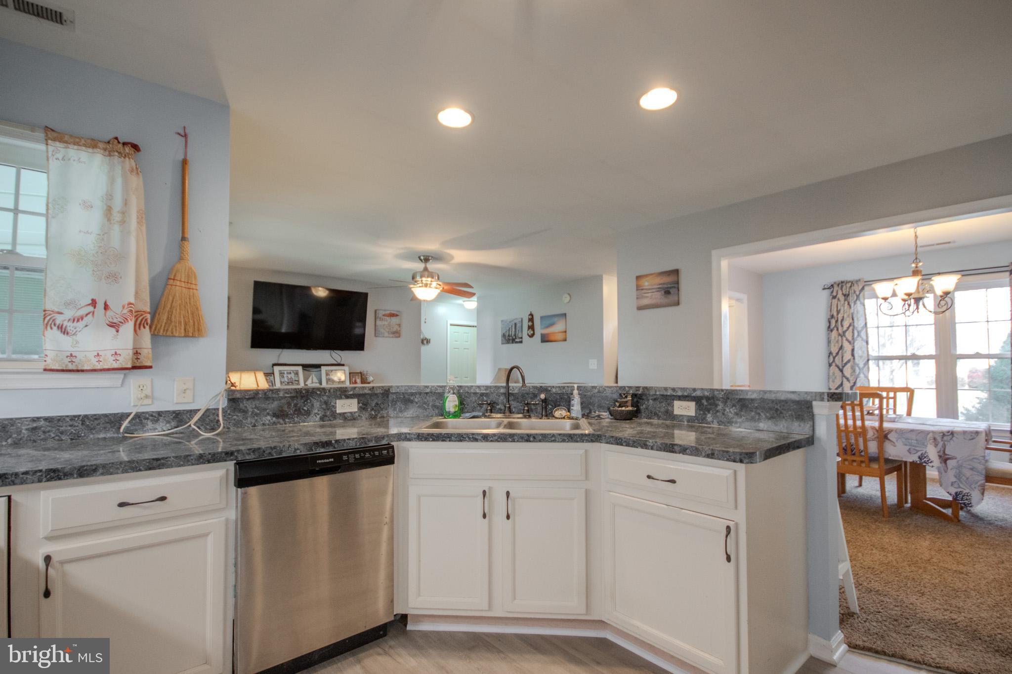 SOMERSET LANDING - Residential