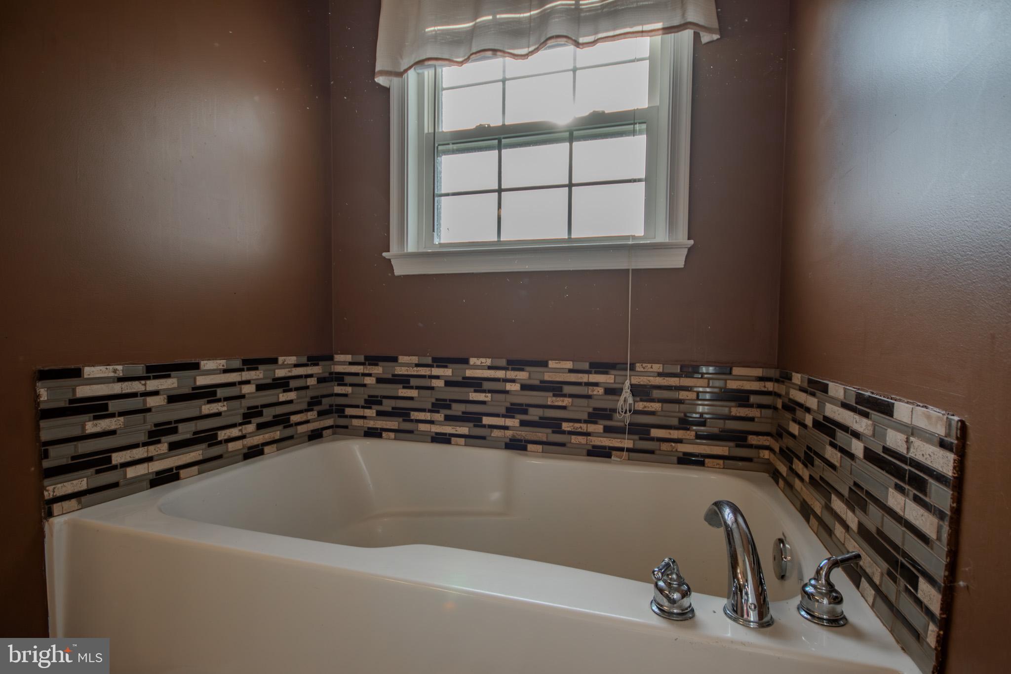 SOMERSET LANDING - Residential