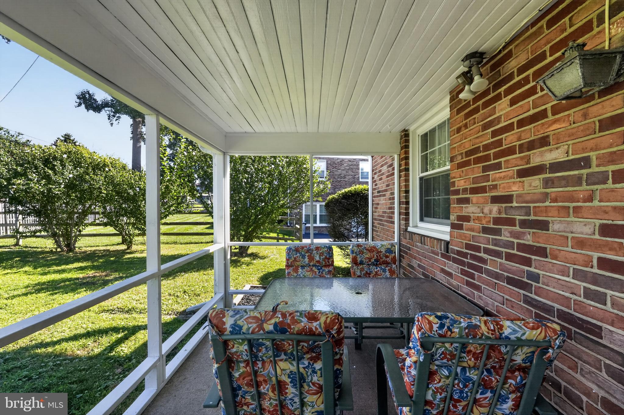 76 SNYDER LANE