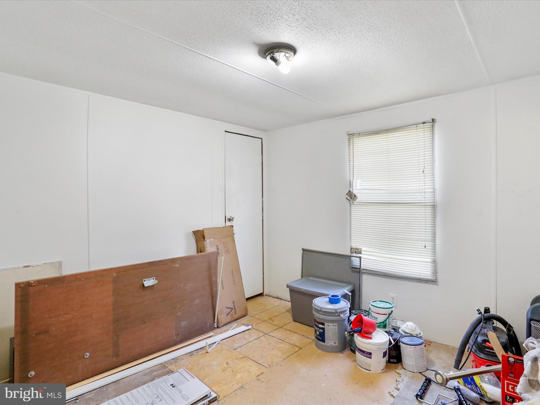 MIDDLE CREEK - Residential