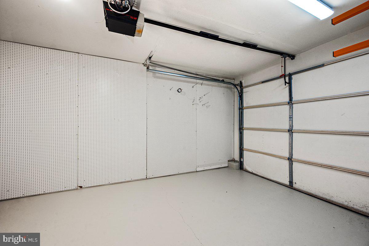 CAMERON KNOLLS - Residential