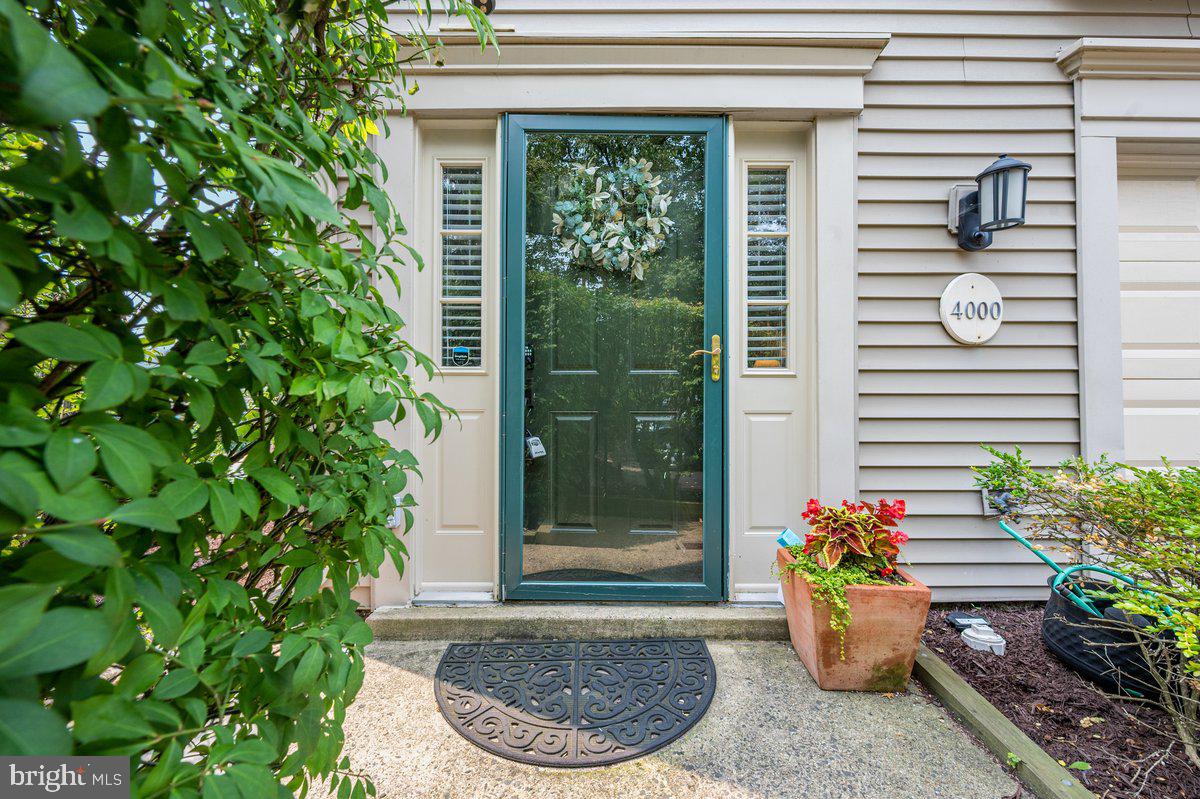 CAMERON KNOLLS - Residential