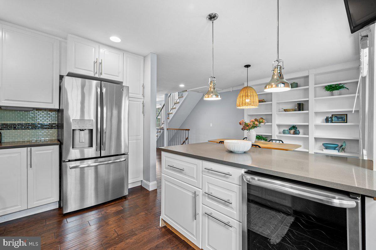 CAMERON KNOLLS - Residential