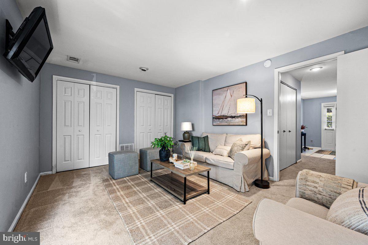 CAMERON KNOLLS - Residential