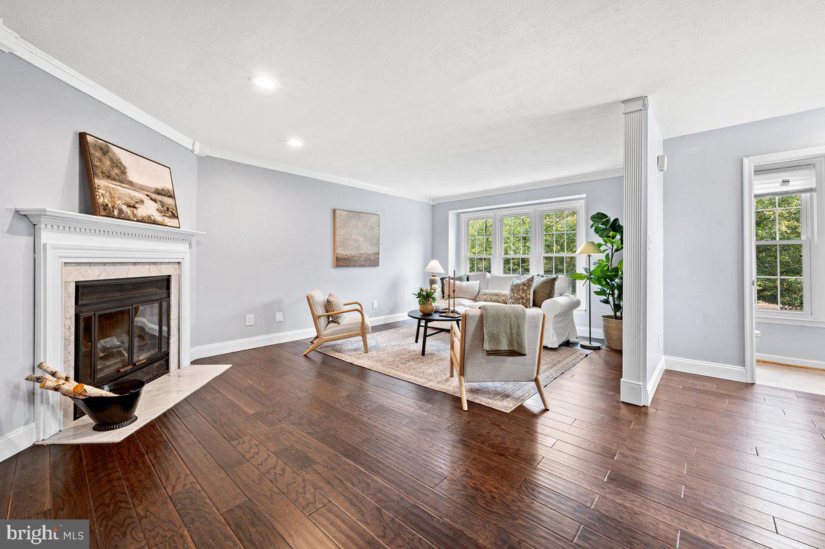 CAMERON KNOLLS - Residential