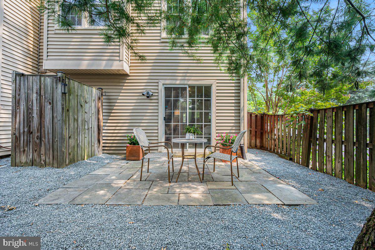 CAMERON KNOLLS - Residential