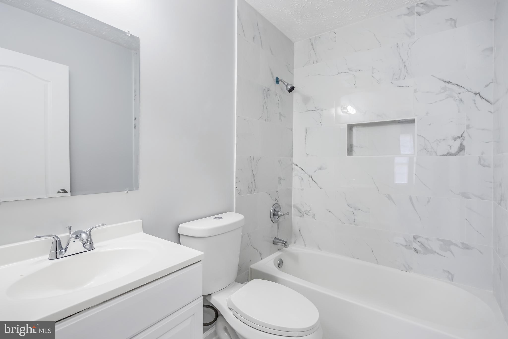 ARBOR WEST - Residential