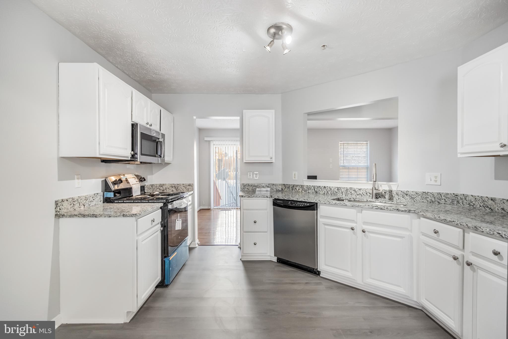 ARBOR WEST - Residential