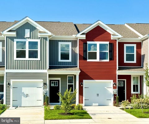 Townhouse For Sale - 1317 Sugarplum Lane<br/> SALISBURY, MD 21801