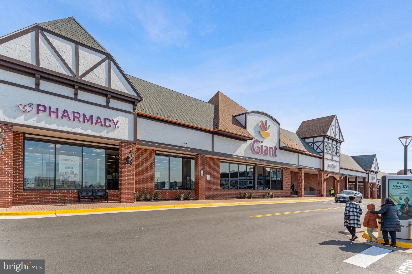 METROPARK AT ARROWBROOK - Residential