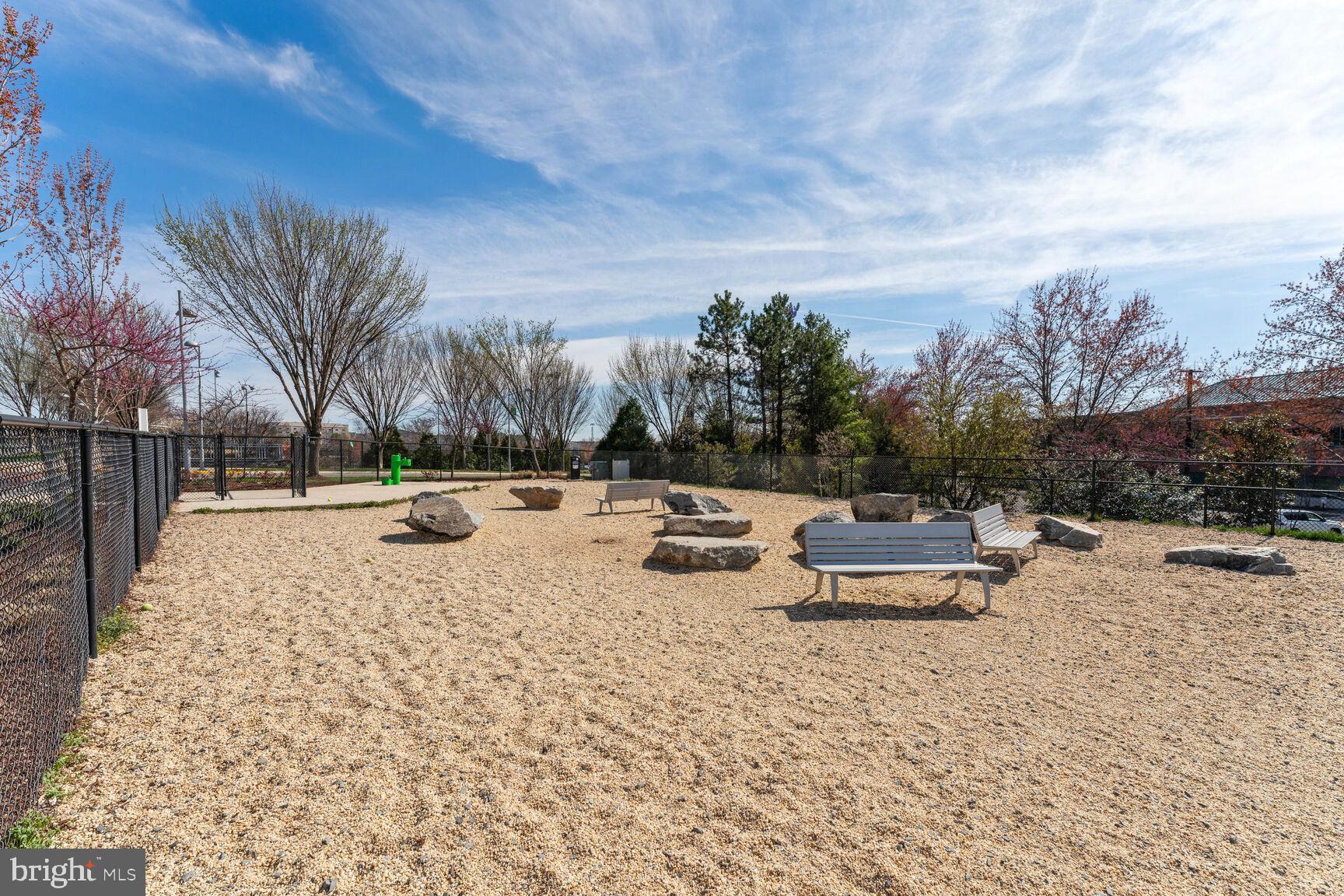 METROPARK AT ARROWBROOK - Residential