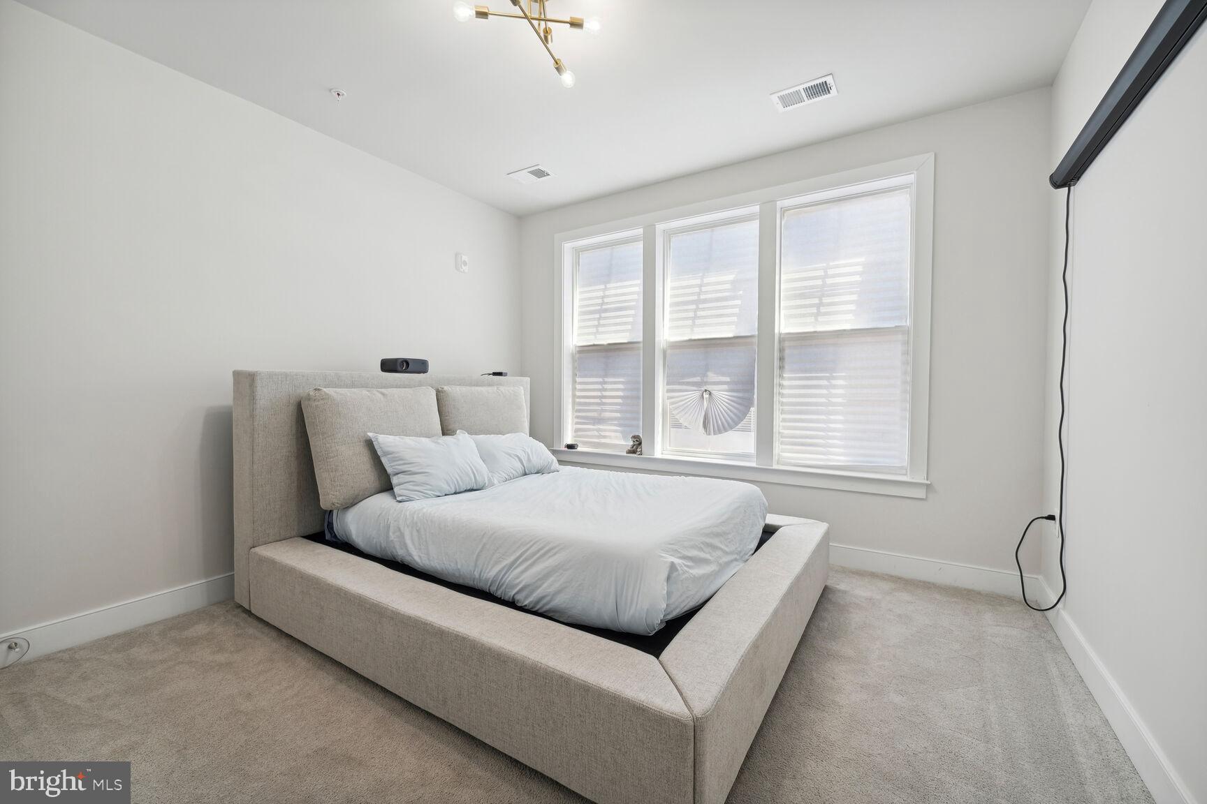 METROPARK AT ARROWBROOK - Residential