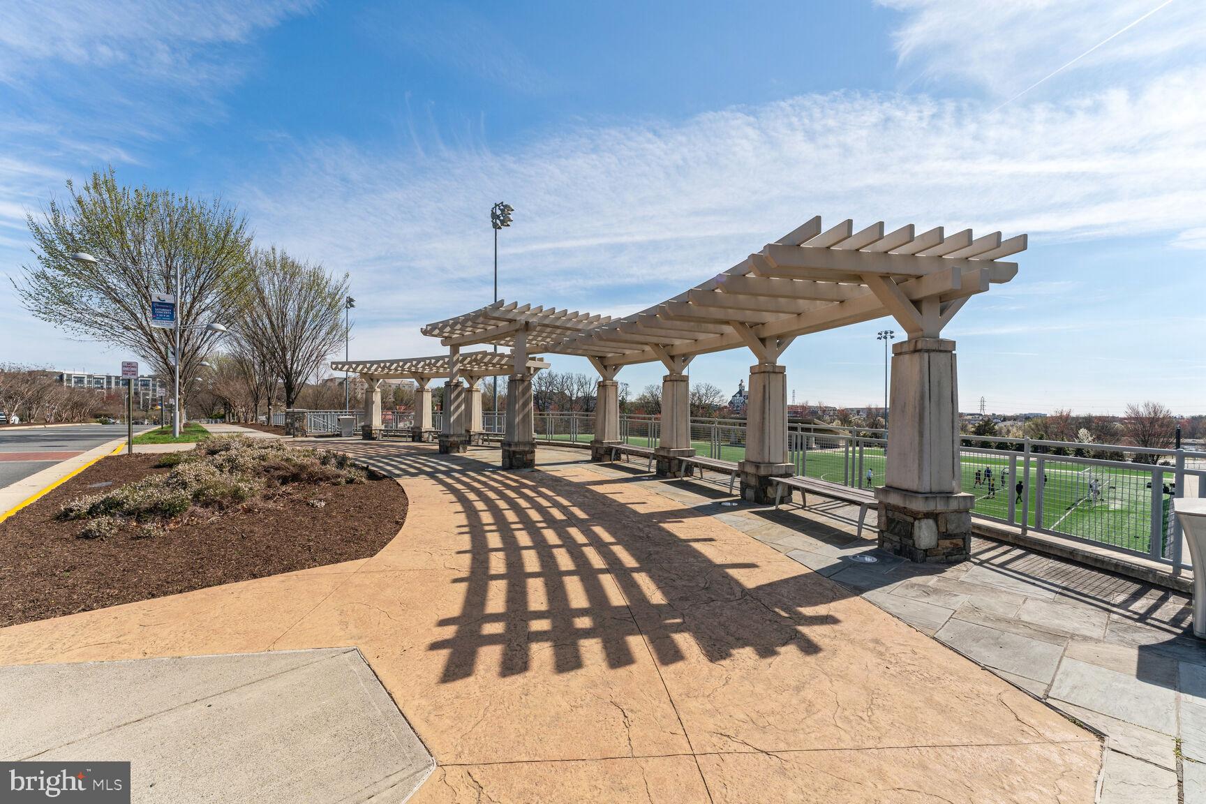 METROPARK AT ARROWBROOK - Residential