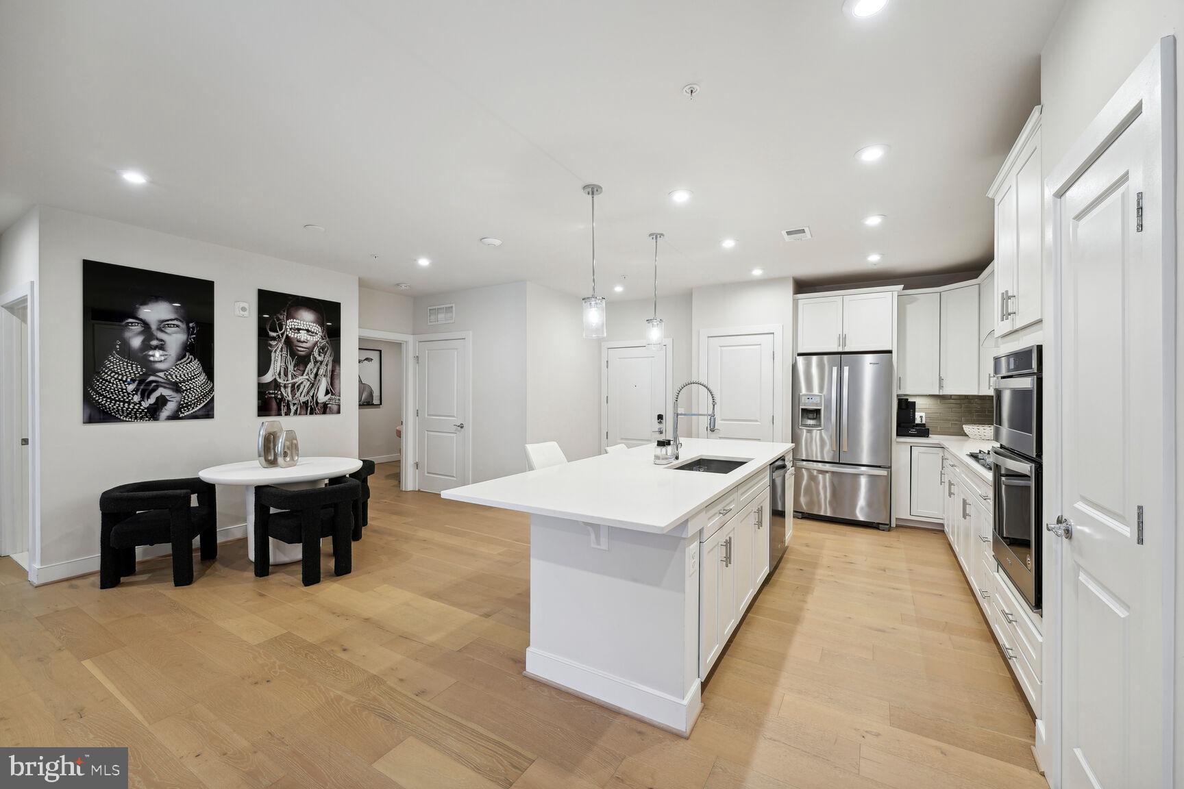 METROPARK AT ARROWBROOK - Residential