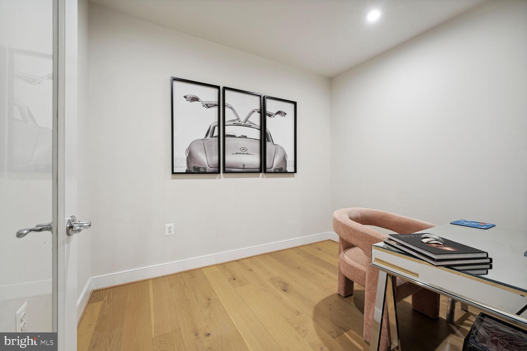 METROPARK AT ARROWBROOK - Residential