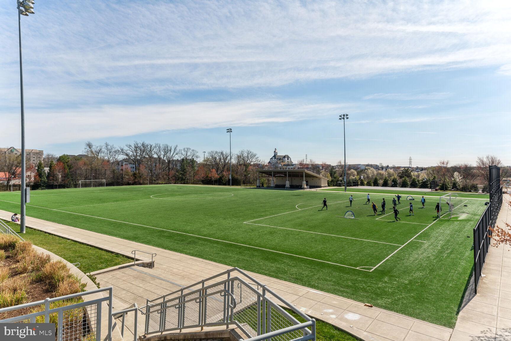METROPARK AT ARROWBROOK - Residential