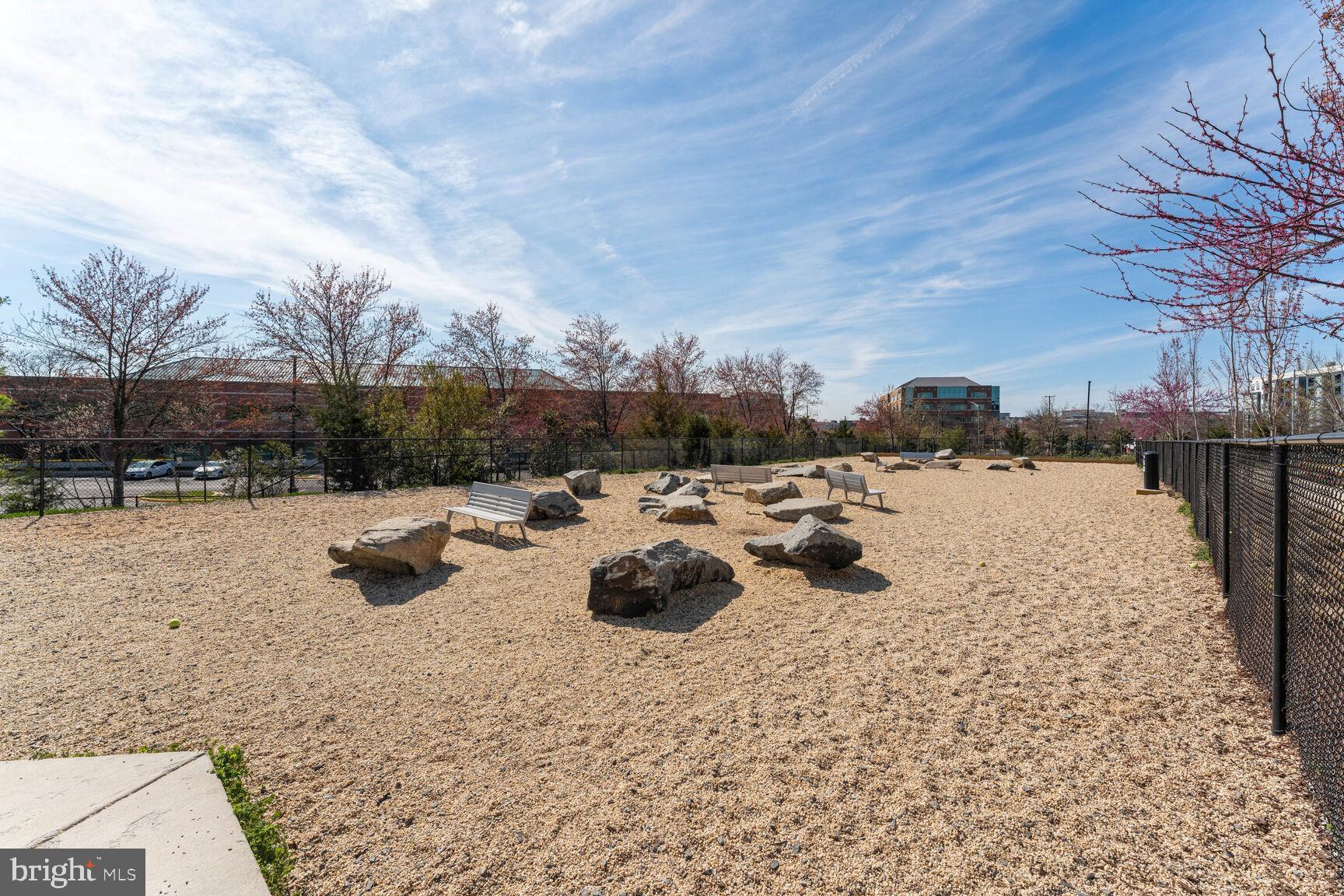 METROPARK AT ARROWBROOK - Residential