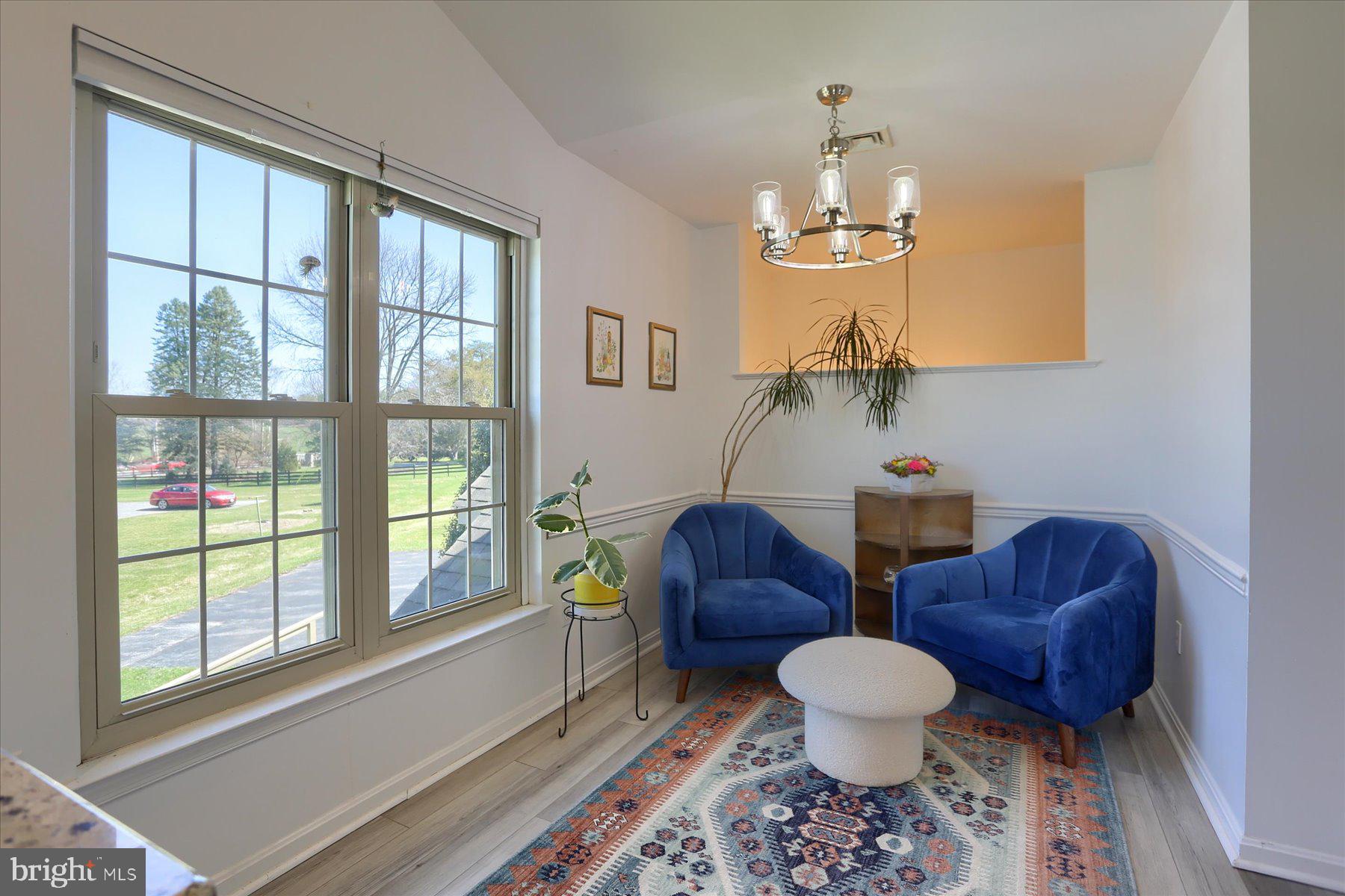 CAMBRIDGE COMMONS - Residential