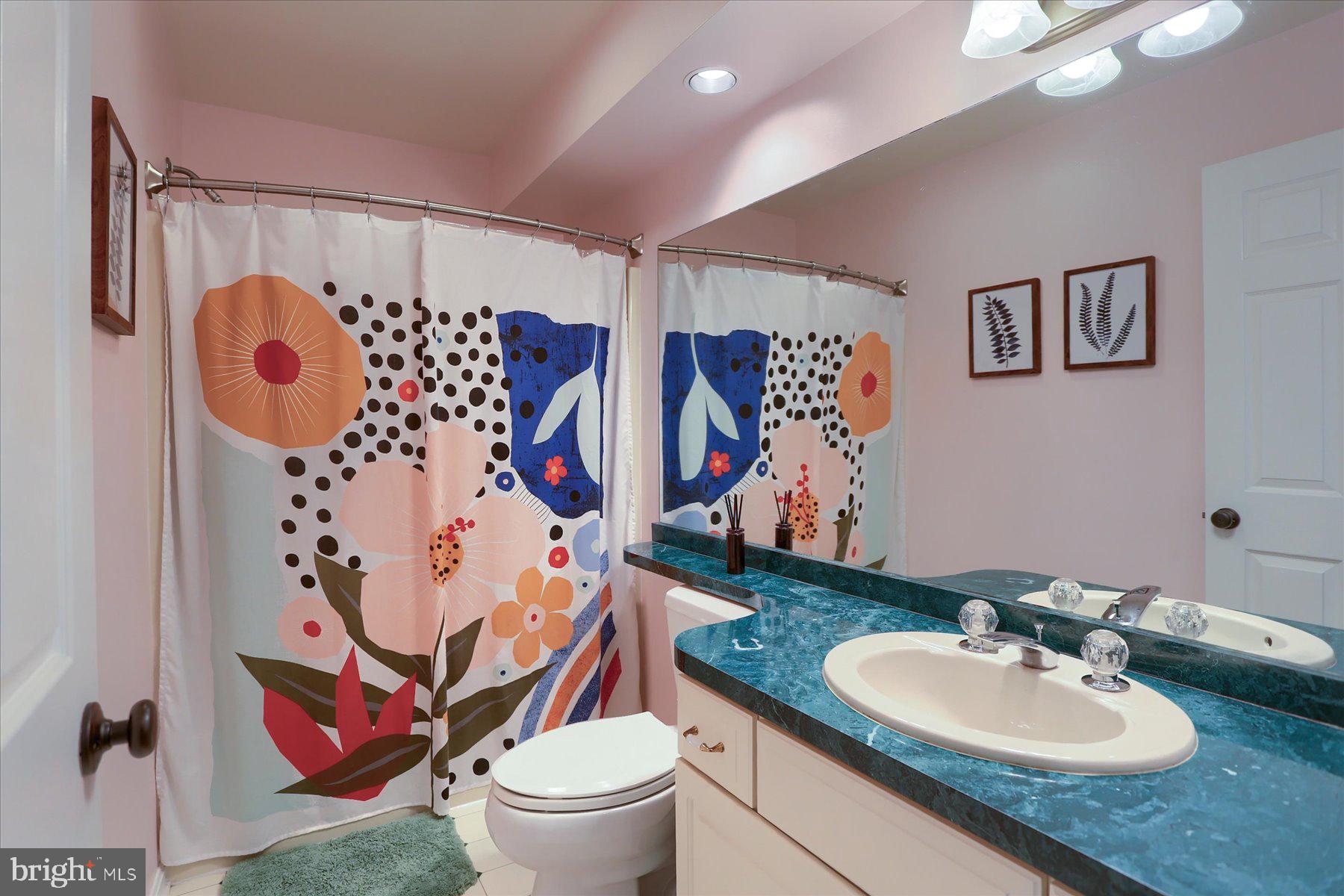 CAMBRIDGE COMMONS - Residential