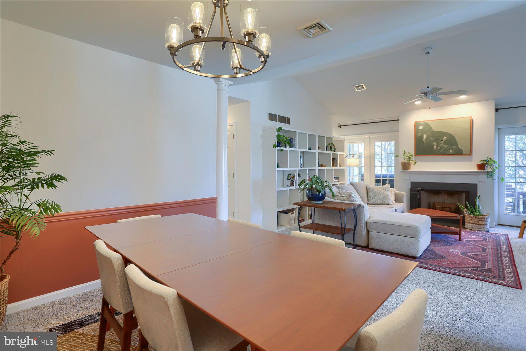 CAMBRIDGE COMMONS - Residential