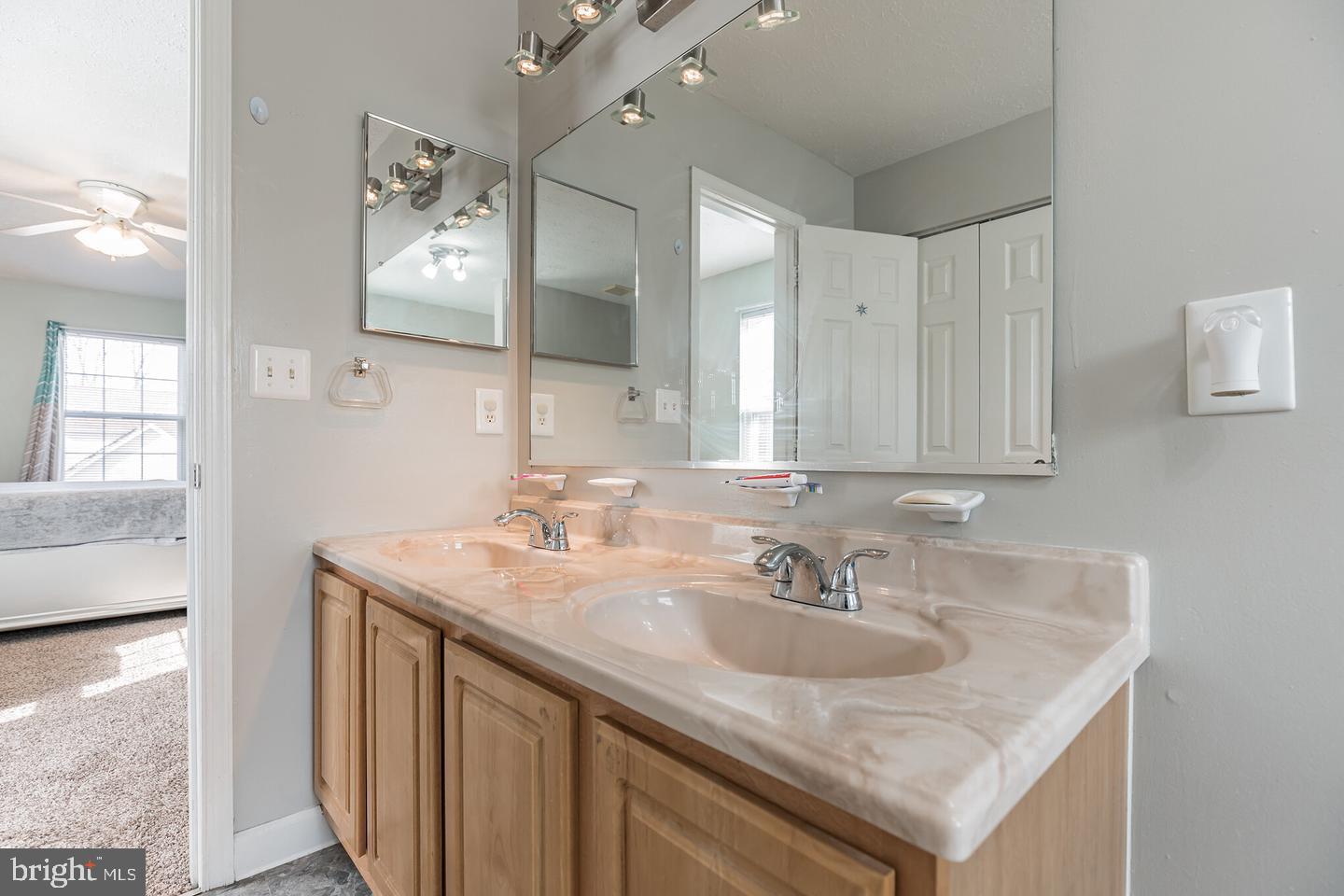 SOMERSET SUB - Residential Lease