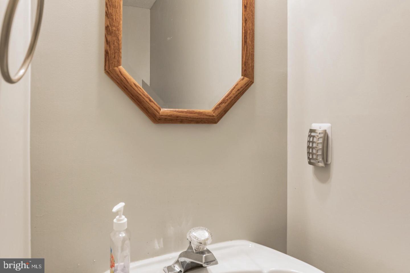 SOMERSET SUB - Residential Lease