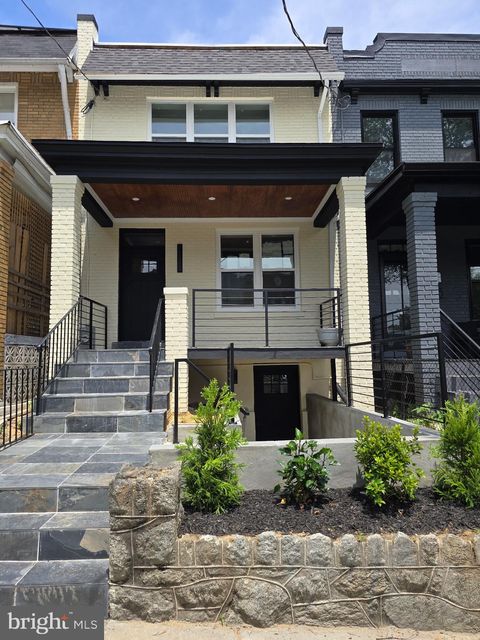 815 MARIETTA PLACE NW WASHINGTON DC 20011