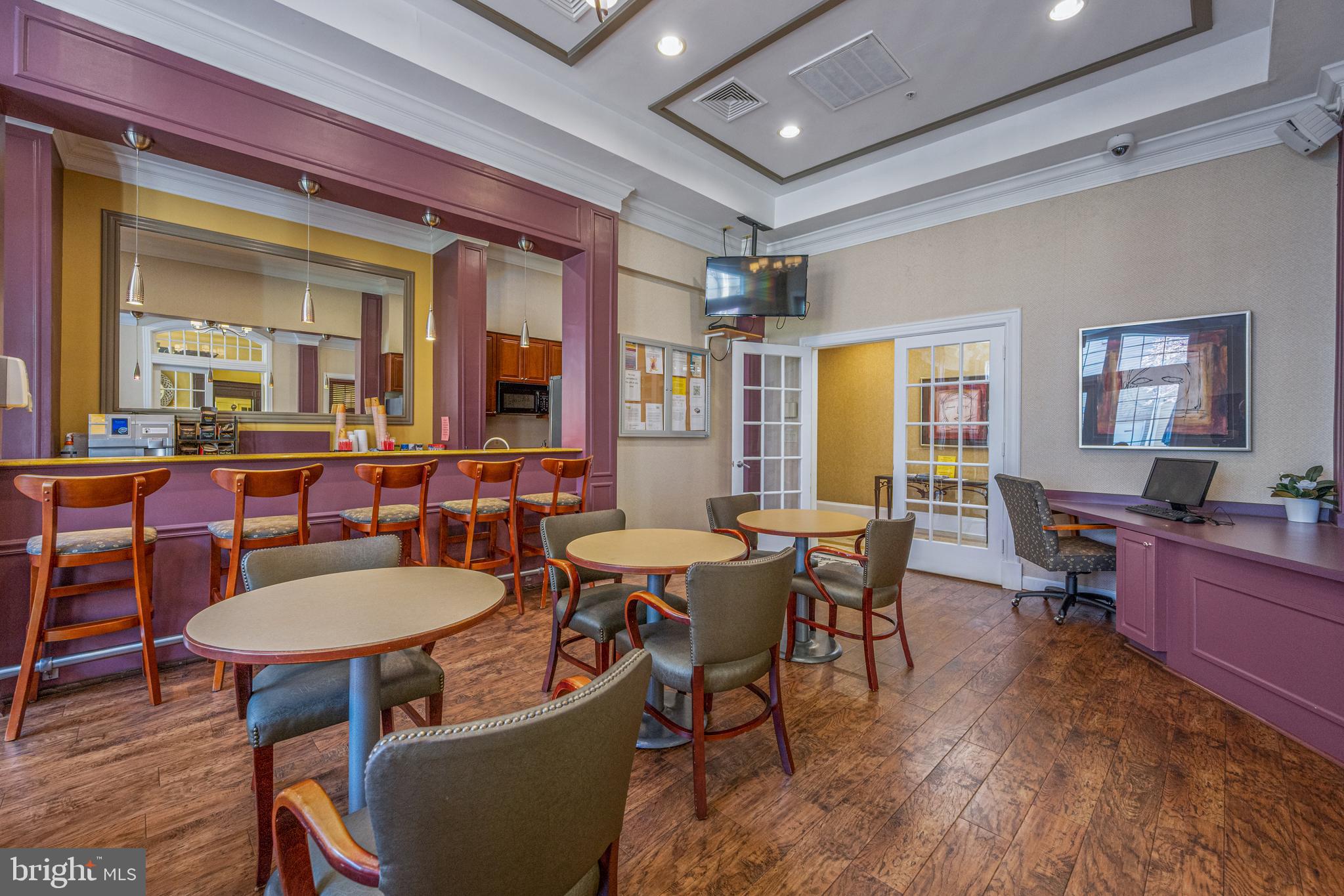 HIGH VIEW AT HUNT VALLEY - Residential Lease