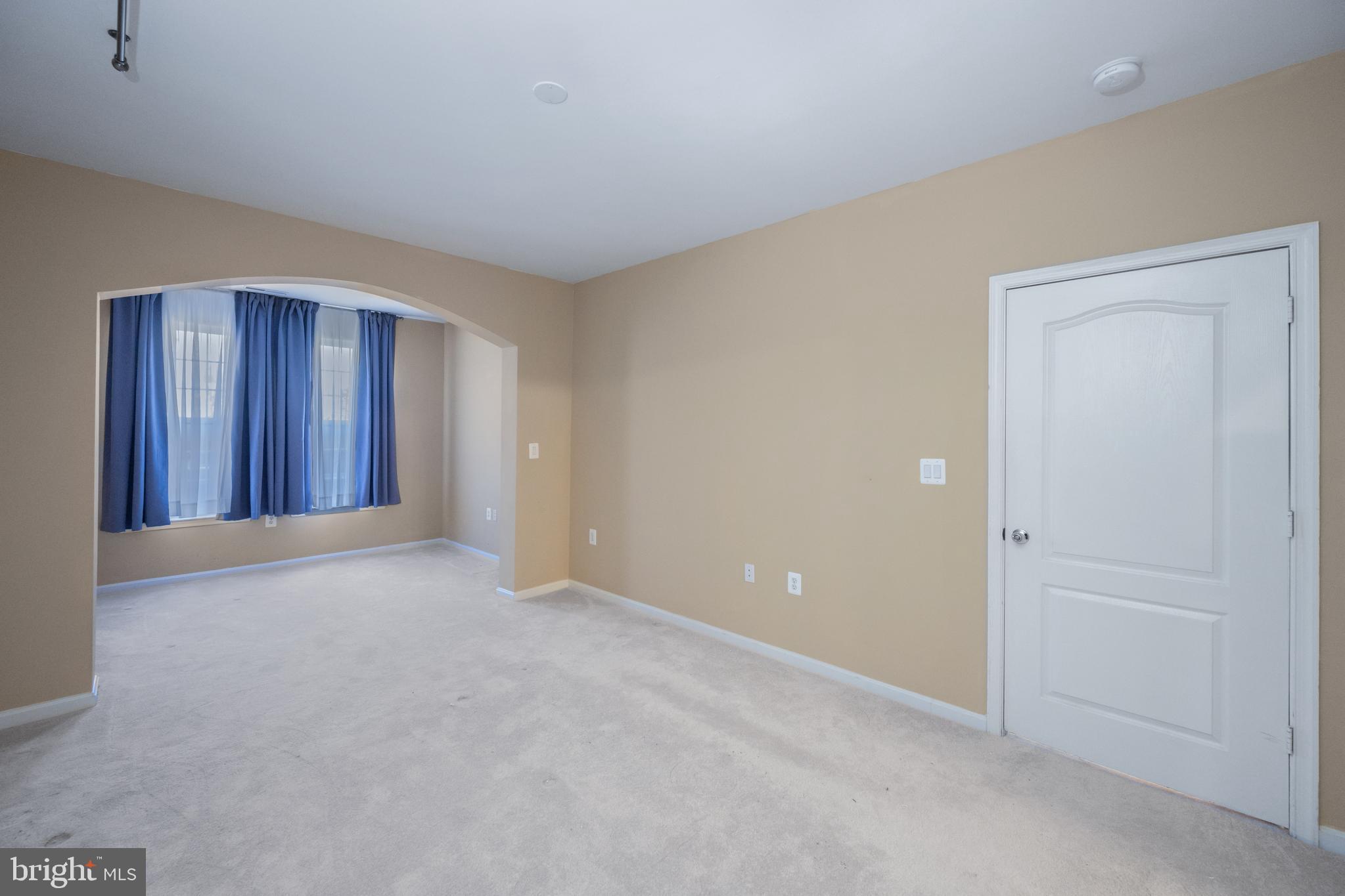 HIGH VIEW AT HUNT VALLEY - Residential Lease