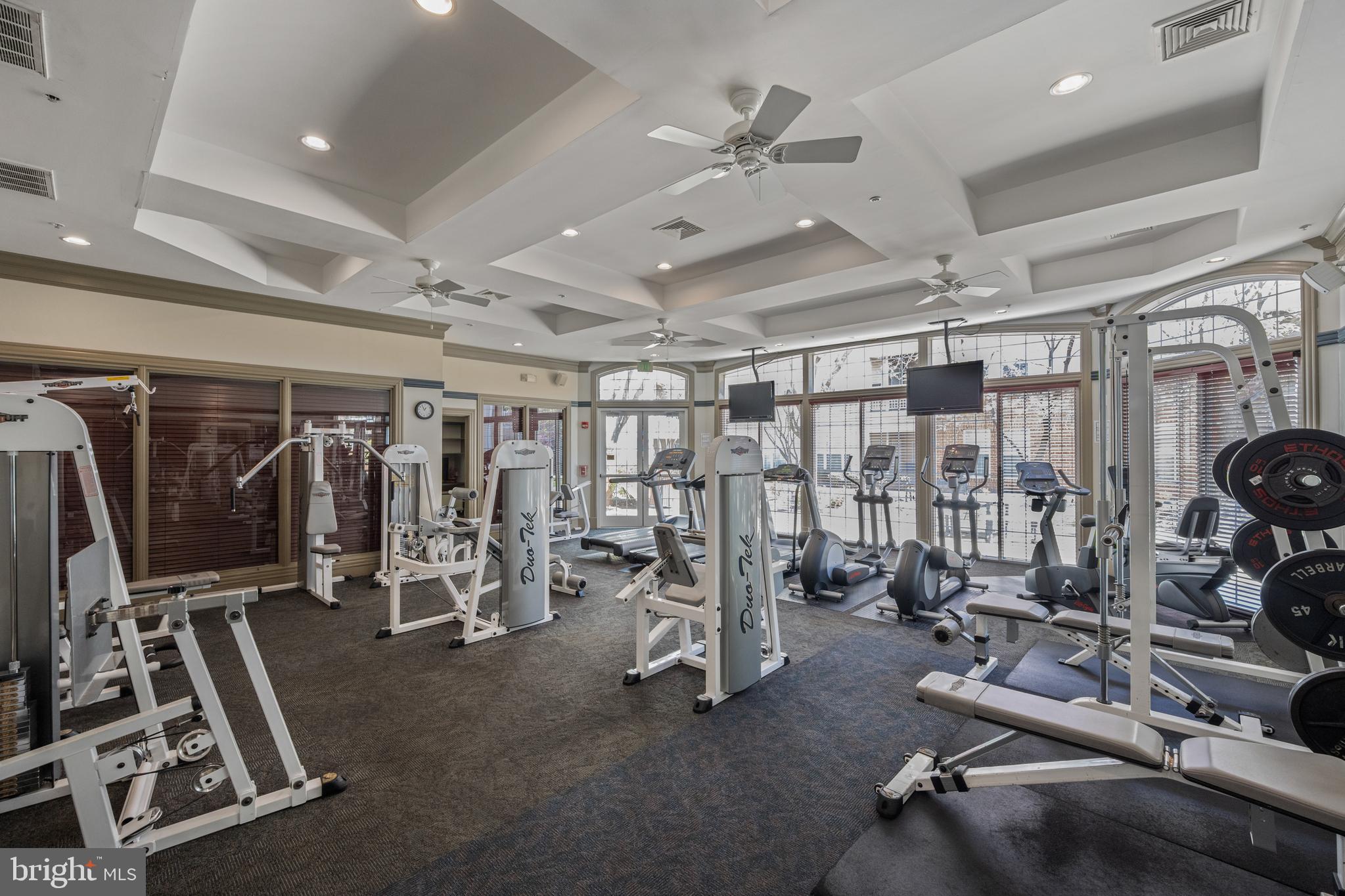 HIGH VIEW AT HUNT VALLEY - Residential Lease