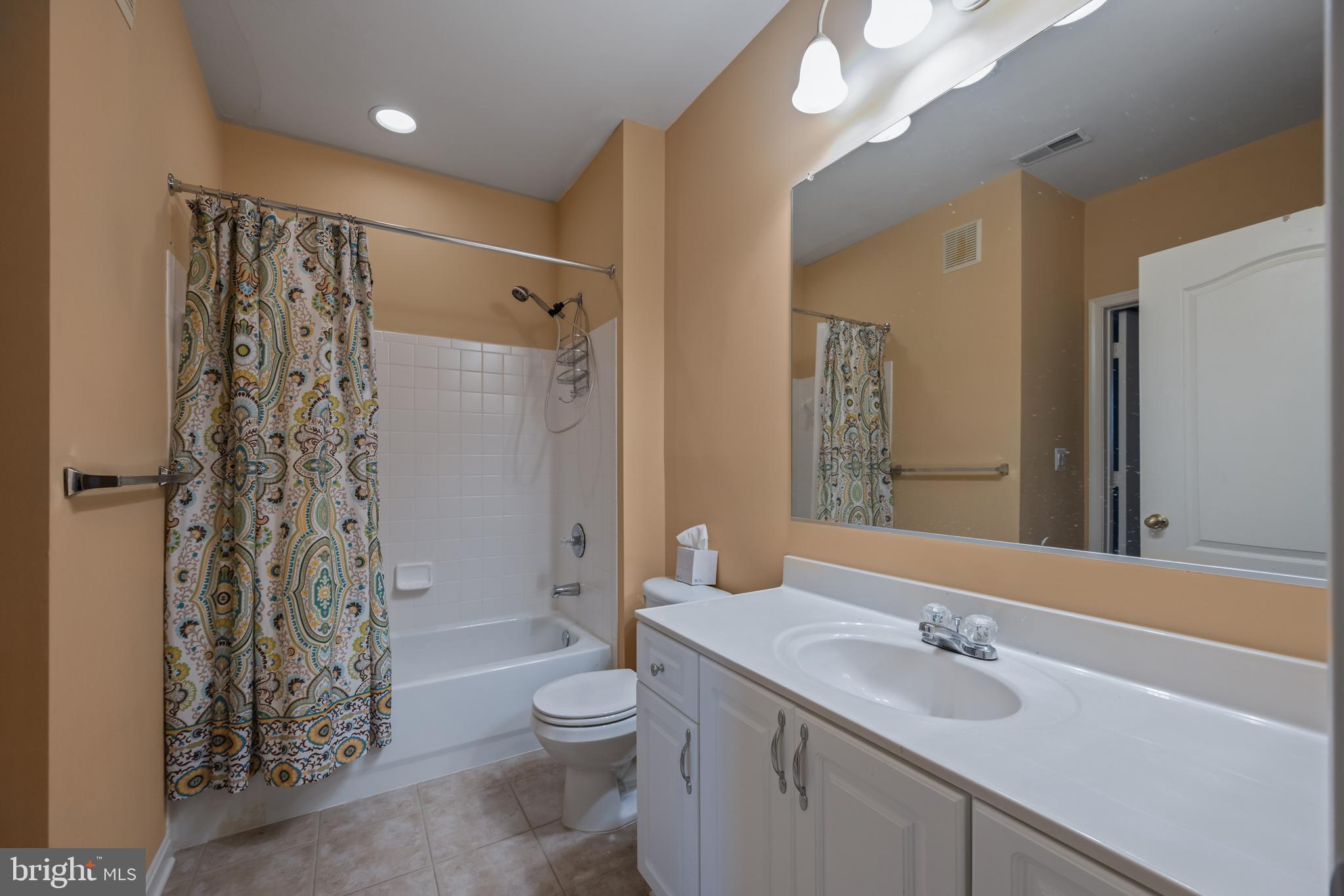 HIGH VIEW AT HUNT VALLEY - Residential Lease