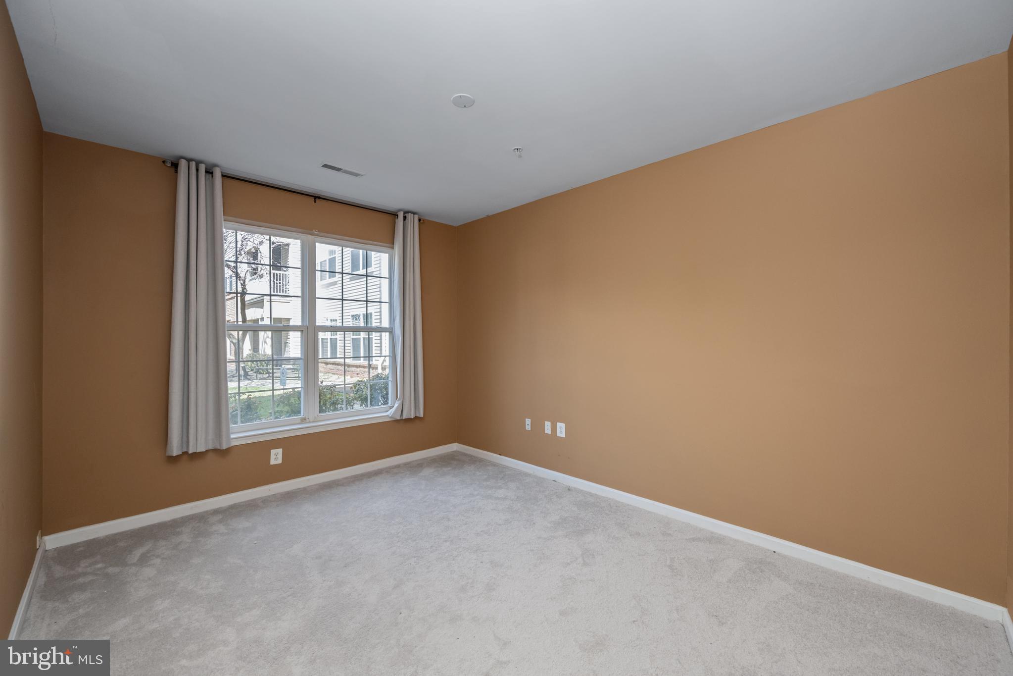 HIGH VIEW AT HUNT VALLEY - Residential Lease