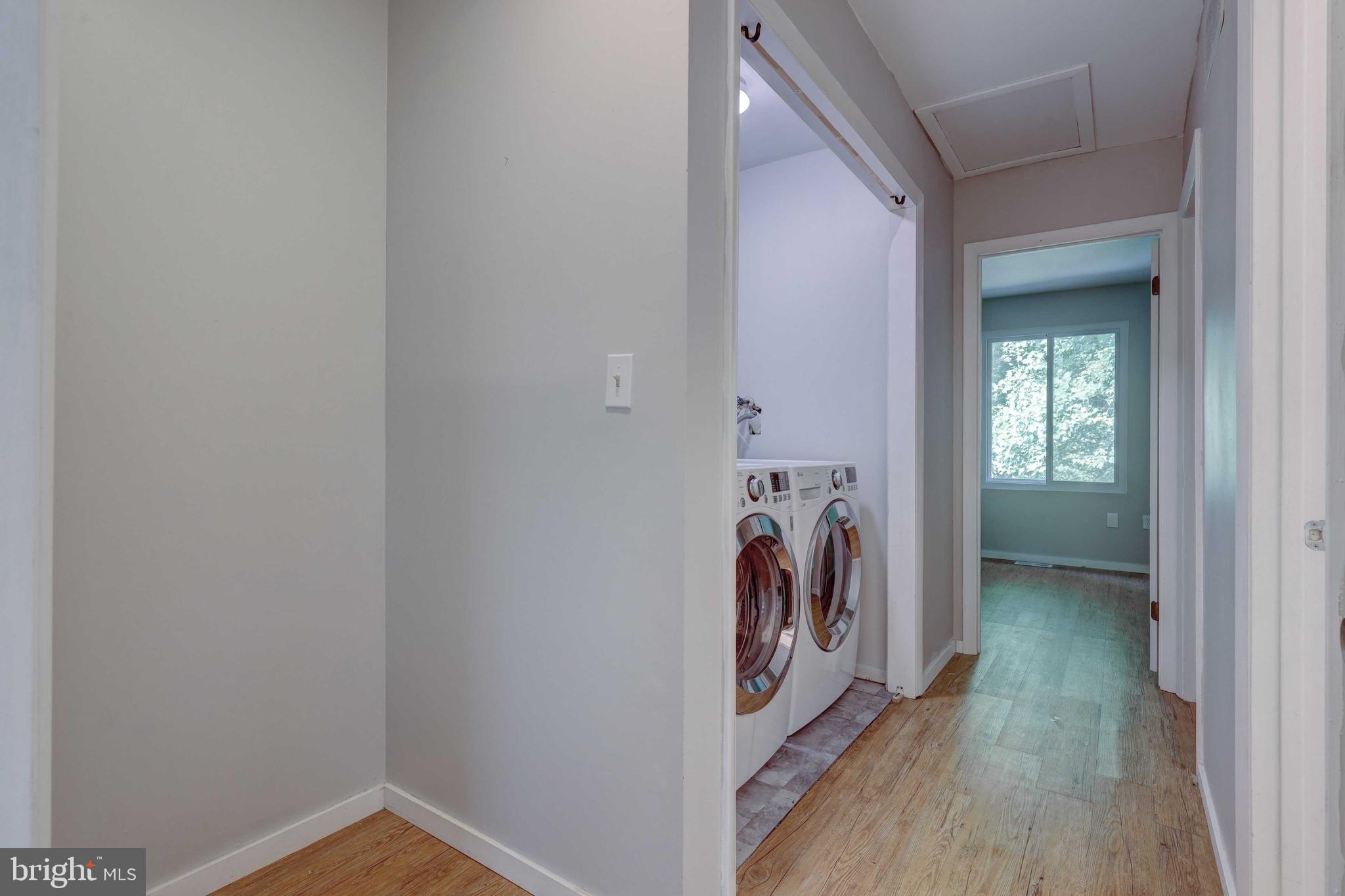 WALNUT RIDGE - Residential