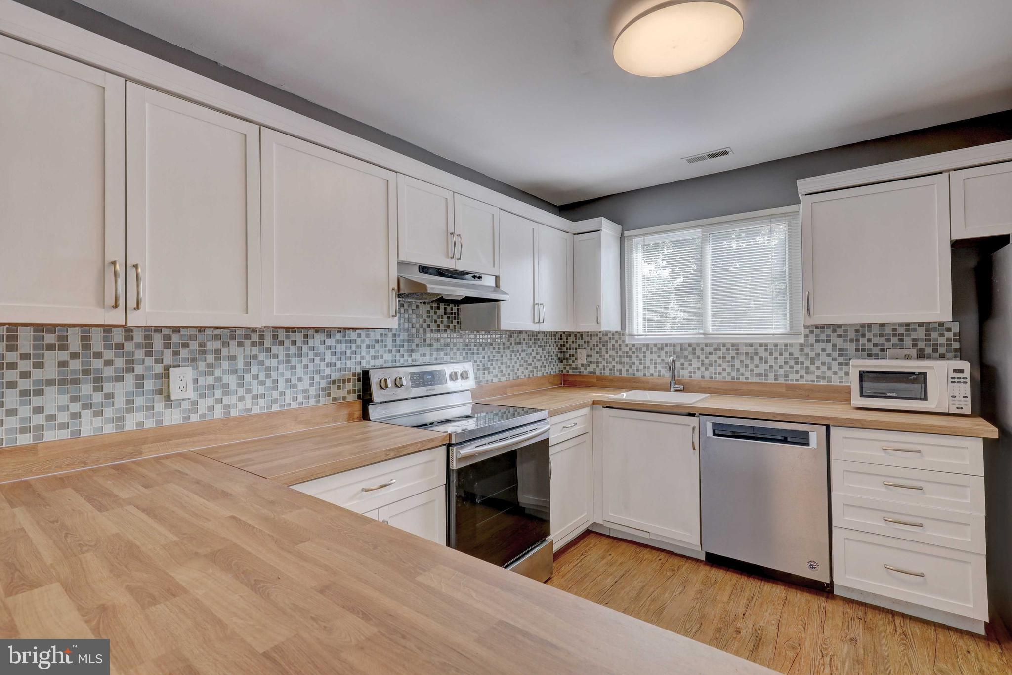 WALNUT RIDGE - Residential