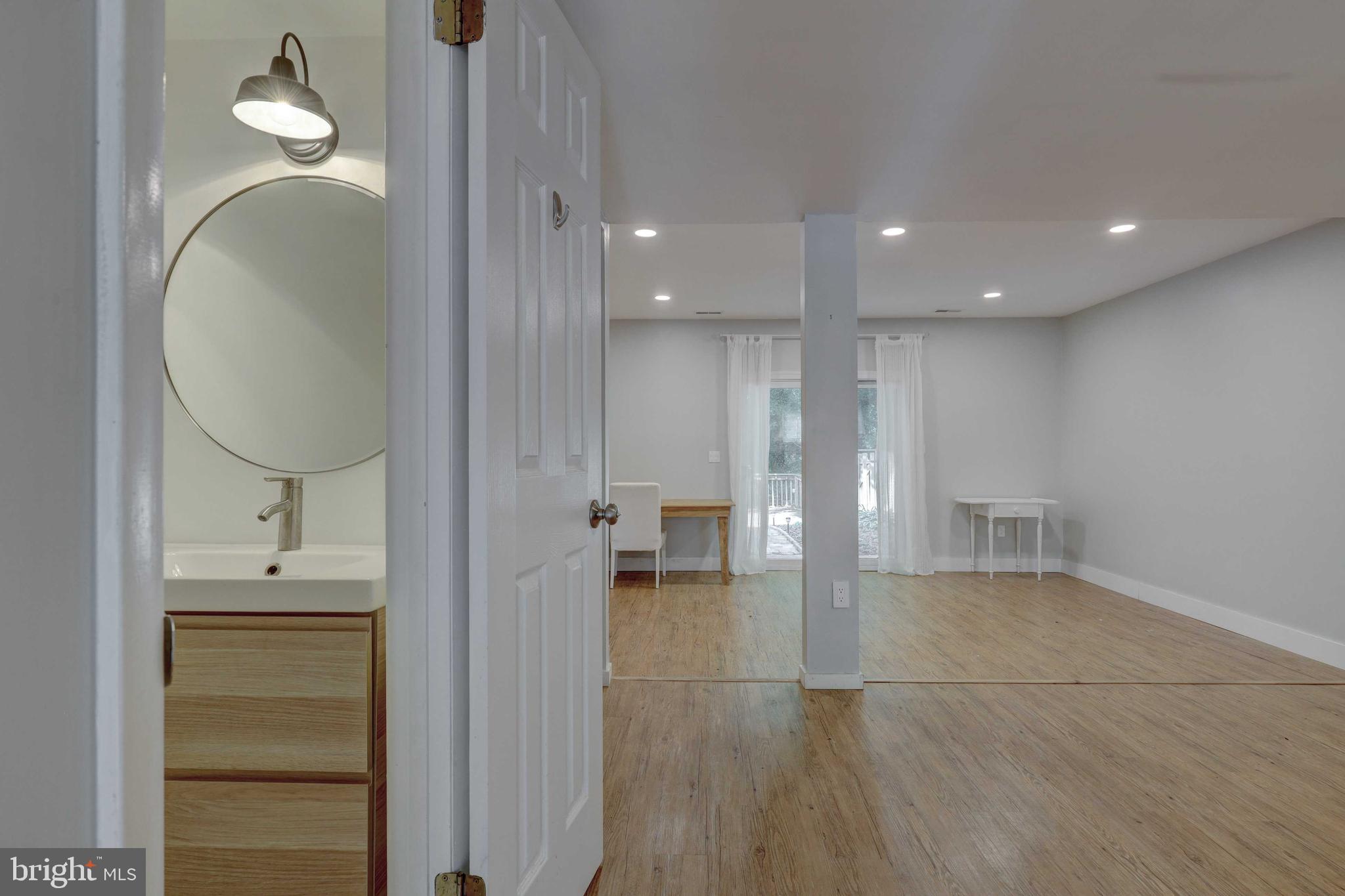 WALNUT RIDGE - Residential