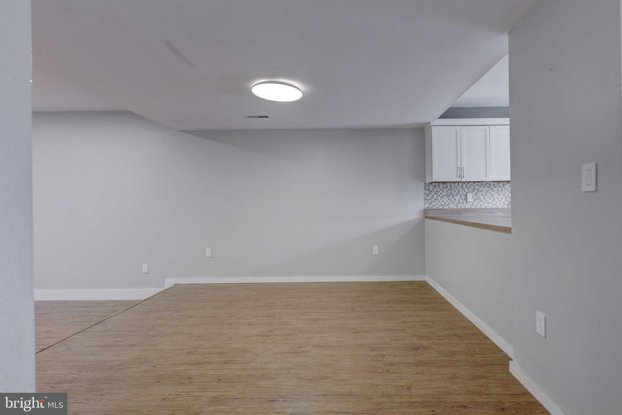 WALNUT RIDGE - Residential