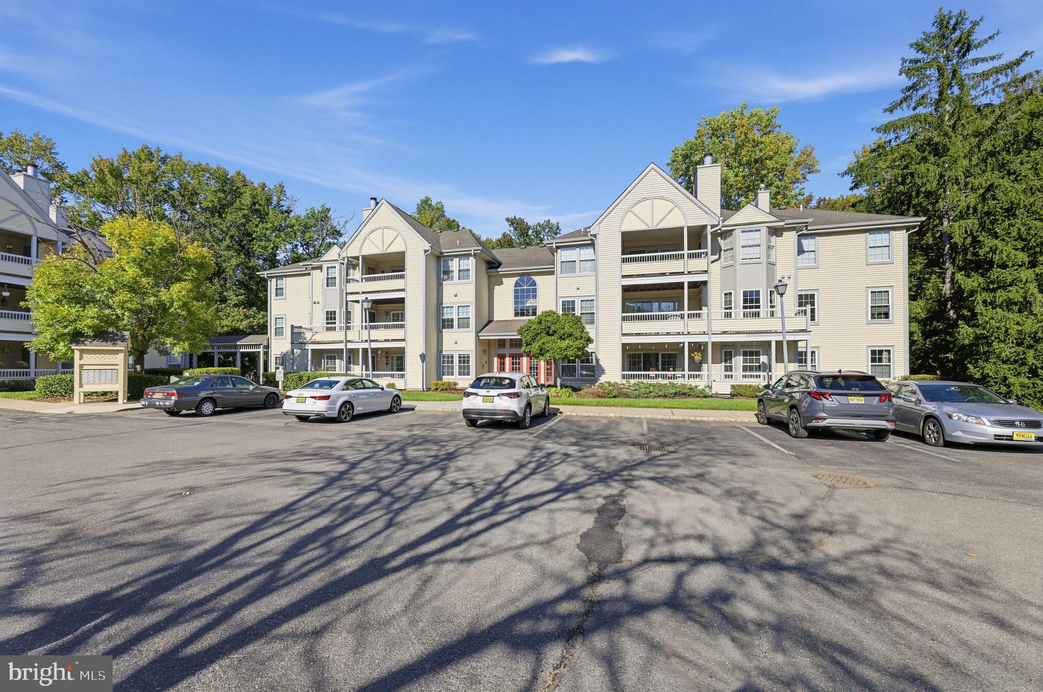114 CASCADE COURT 2