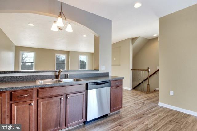 KEYS CROSSING - Residential Lease