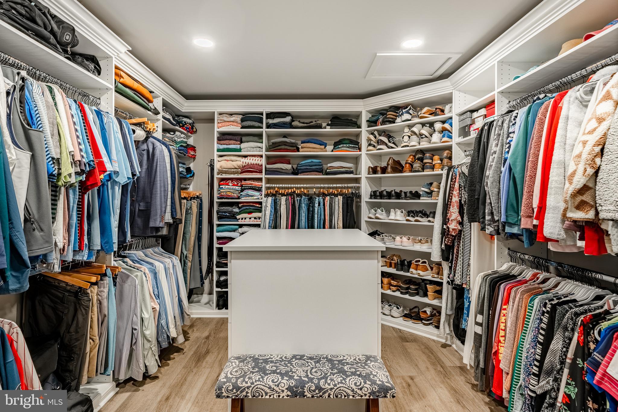 CLOCKTOWER WOODS - Residential