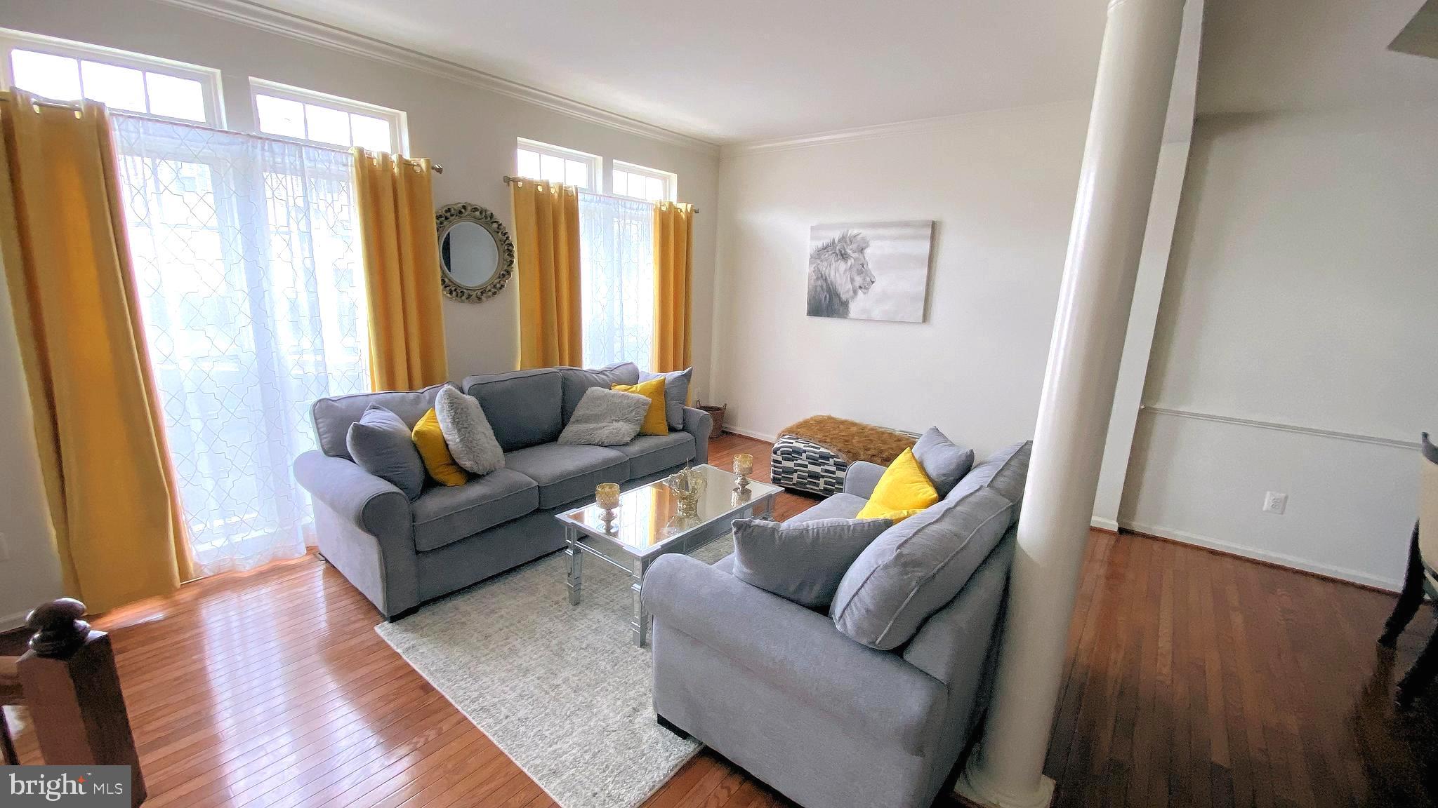 RIVERSIDE STATION - Residential Lease