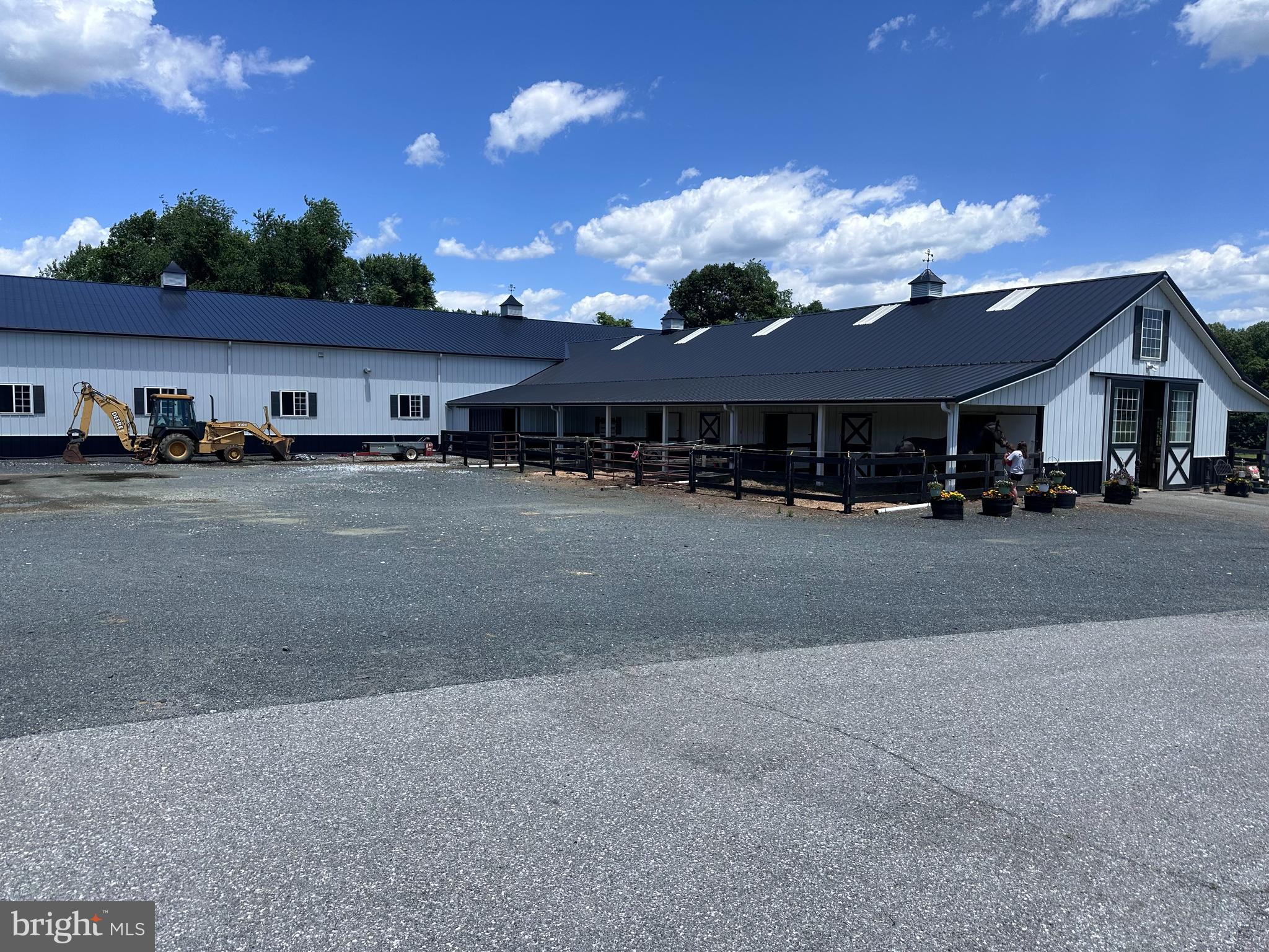 WEST FRIENDSHIP - Farm