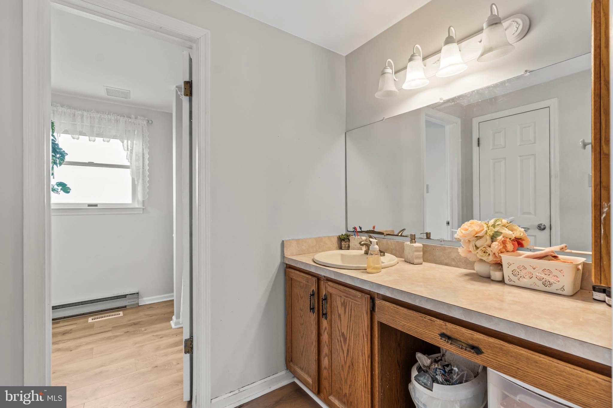 RED HAWK - Residential