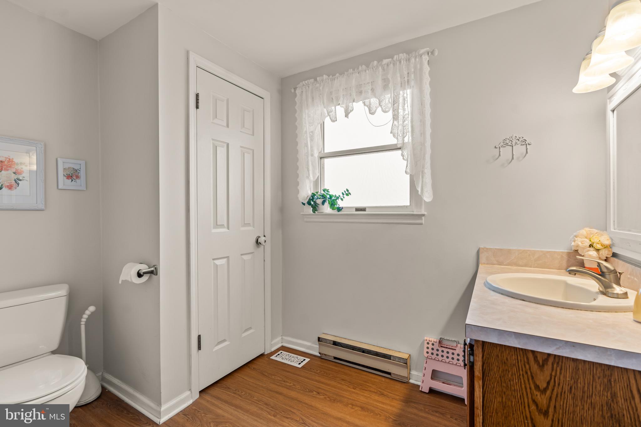 RED HAWK - Residential