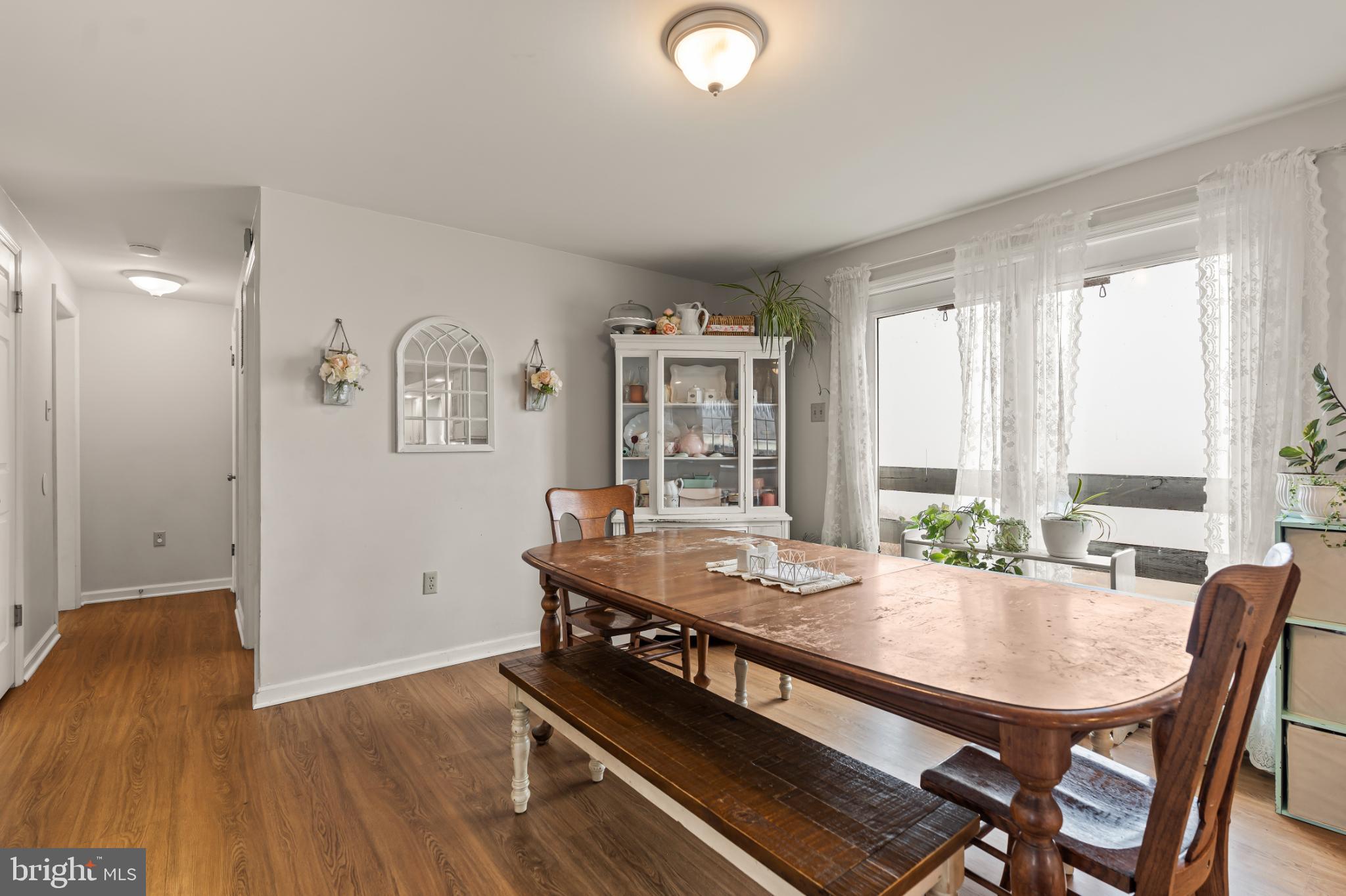 RED HAWK - Residential